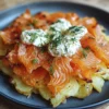 Großer Rösti mit Frischkäse und Lachs